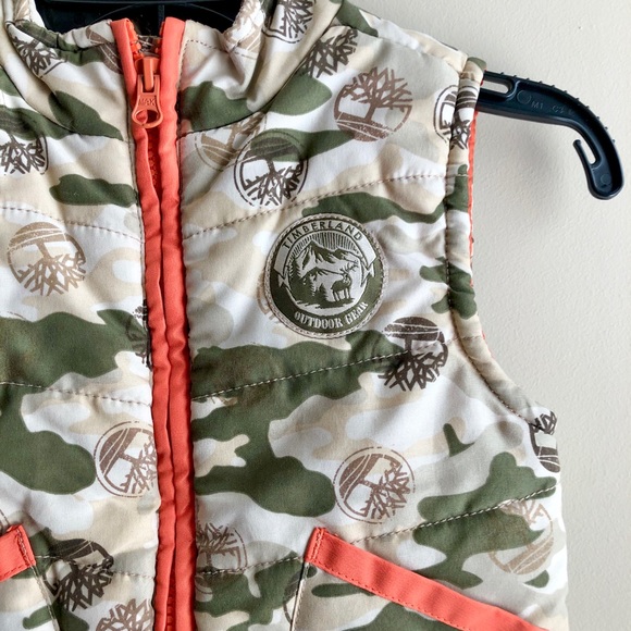 Timberland Camo Vest - Picture 2 of 3
